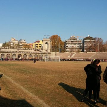 I partecipanti sulla pista dell'Arena Civica